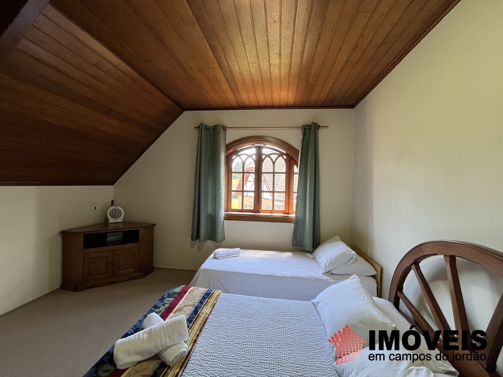 1 para Casas - Venda em Campos do Jordão