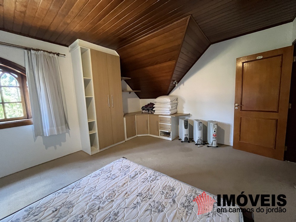 1 para Casas - Venda em Campos do Jordão