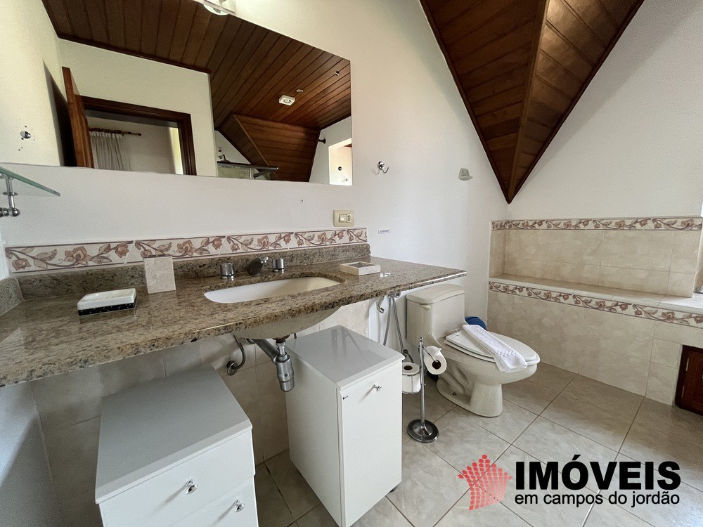 1 para Casas - Venda em Campos do Jordão