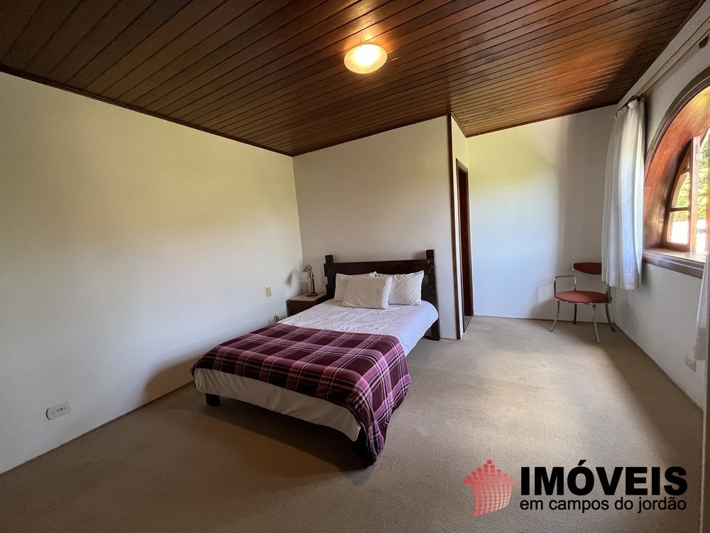 1 para Casas - Venda em Campos do Jordão