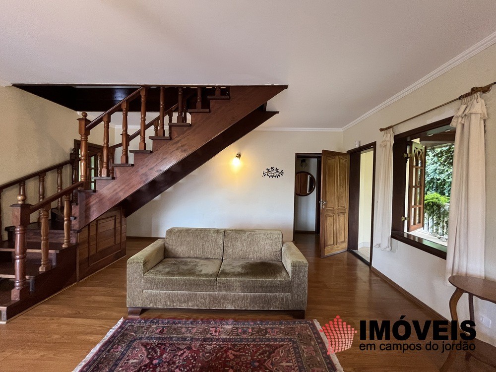 1 para Casas - Venda em Campos do Jordão