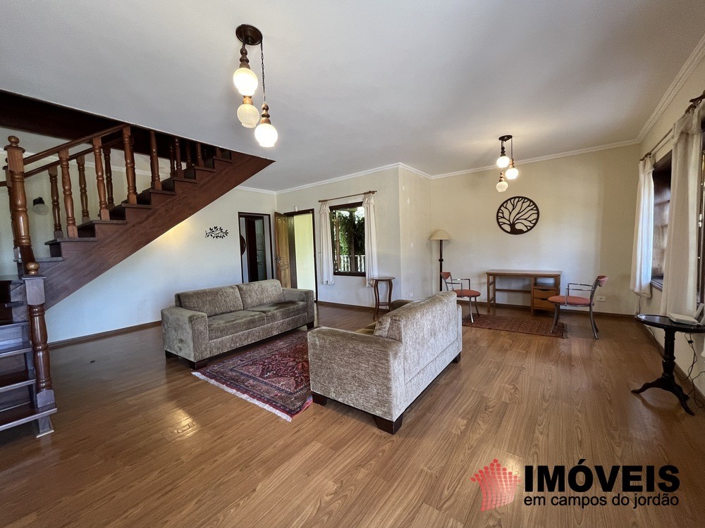 1 para Casas - Venda em Campos do Jordão