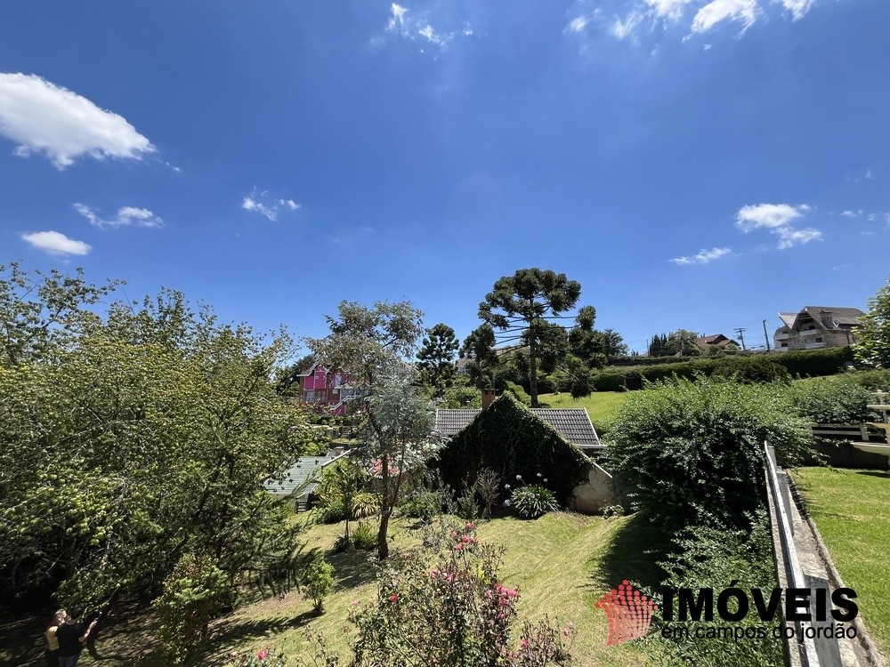 1 para Casas - Venda em Campos do Jordão