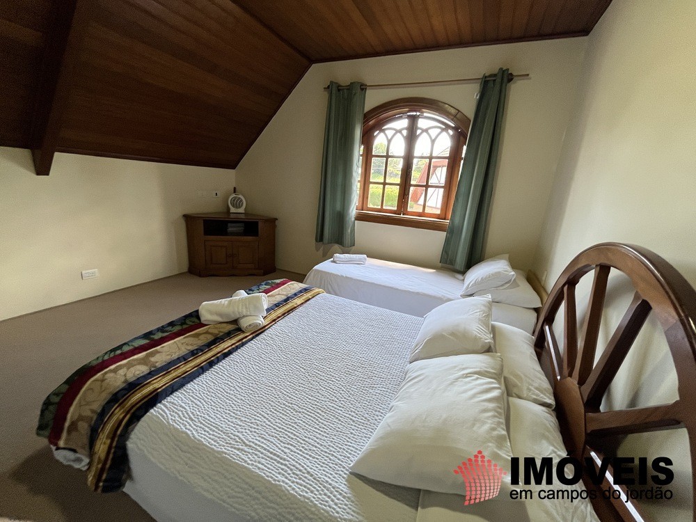 1 para Casas - Venda em Campos do Jordão