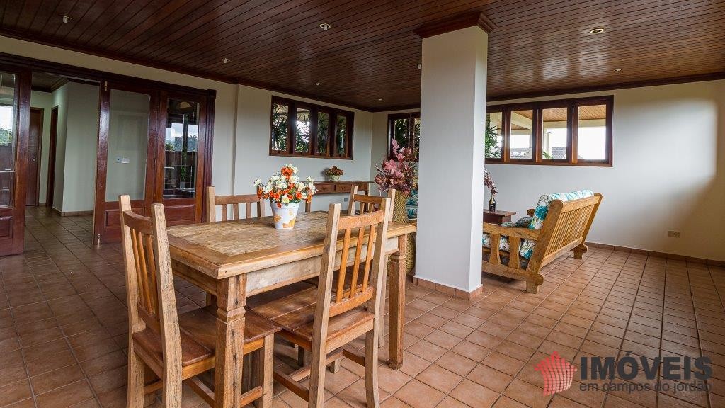 0 para Apartamentos - Venda em Campos do Jordão