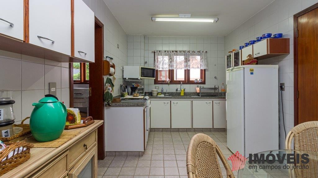 0 para Apartamentos - Venda em Campos do Jordão