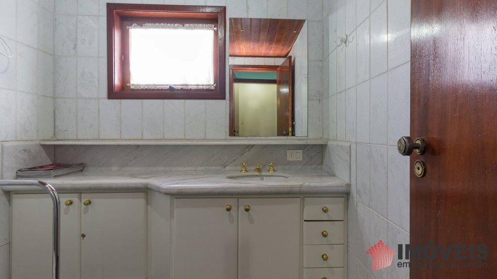 0 para Apartamentos - Venda em Campos do Jordão