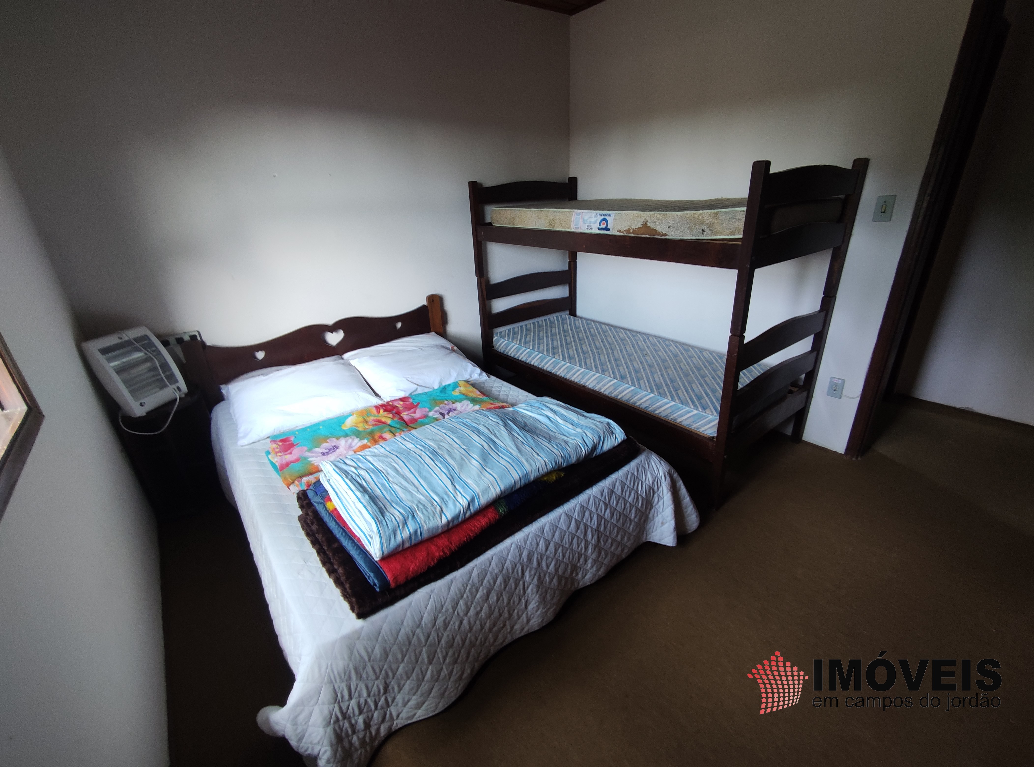 0 para Casas - Venda em Campos do Jordão