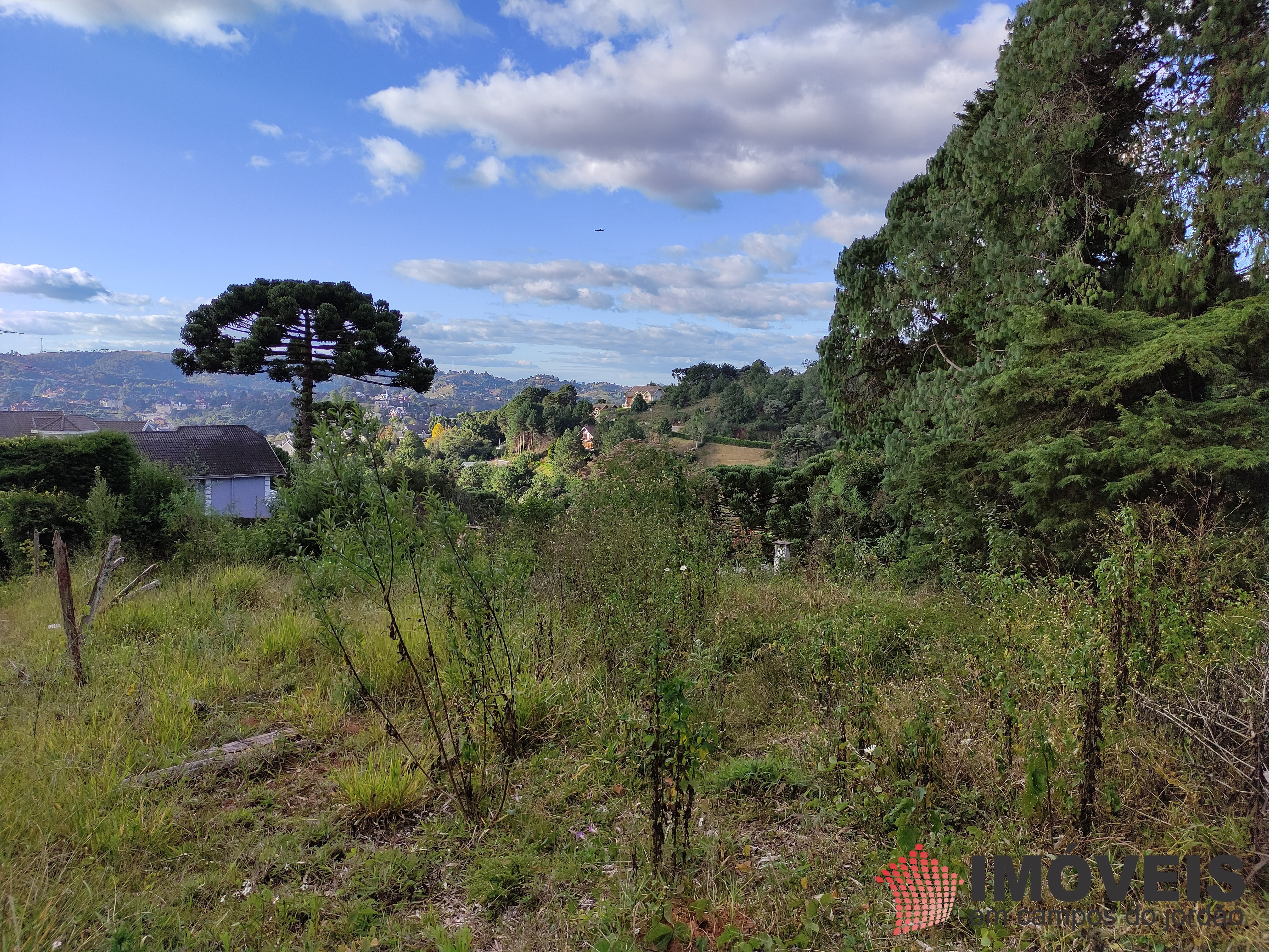 0 para Terrenos - Venda em Campos do Jordão