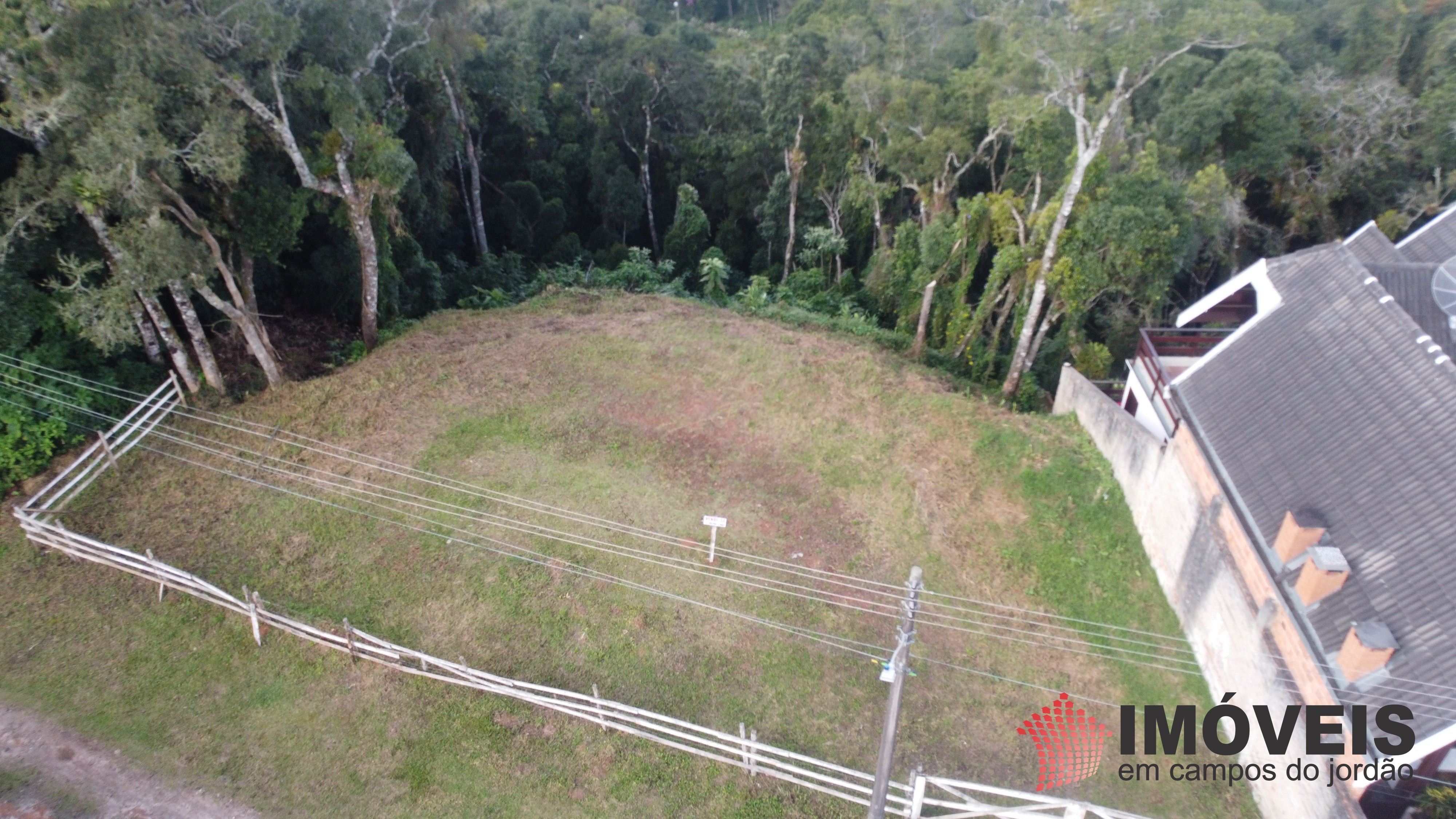 0 para Terrenos - Venda em Campos do Jordão