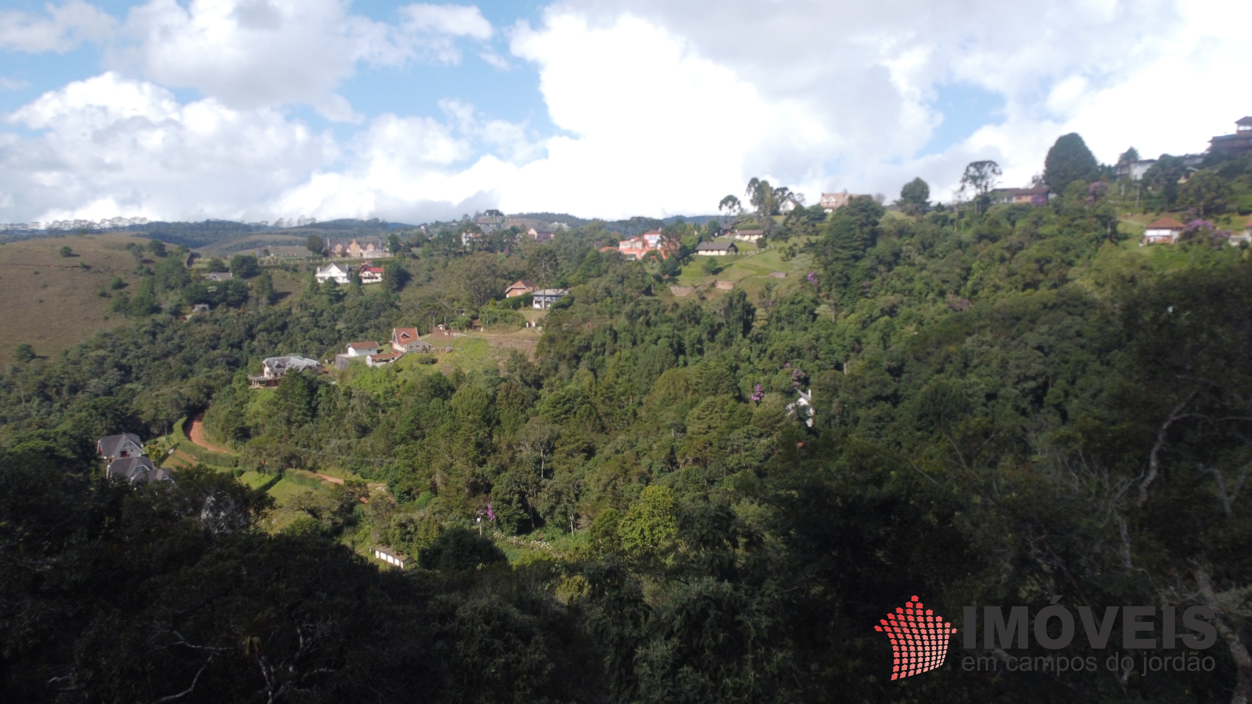 0 para Terrenos - Venda em Campos do Jordão