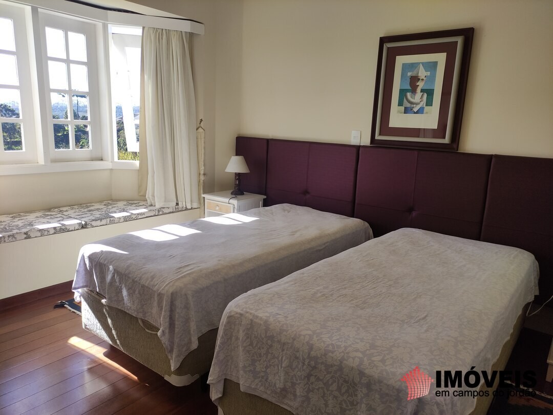 0 para Casas - Venda em Campos do Jordão