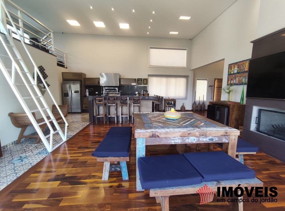 0 para Casas - Venda em Campos do Jordão