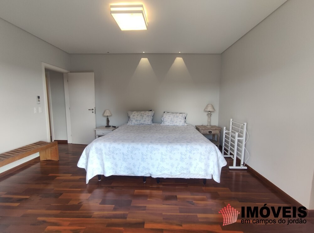 0 para Casas - Venda em Campos do Jordão