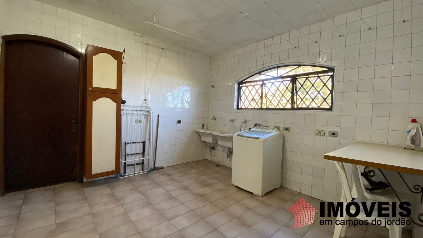 0 para Casas - Venda em Campos do Jordão