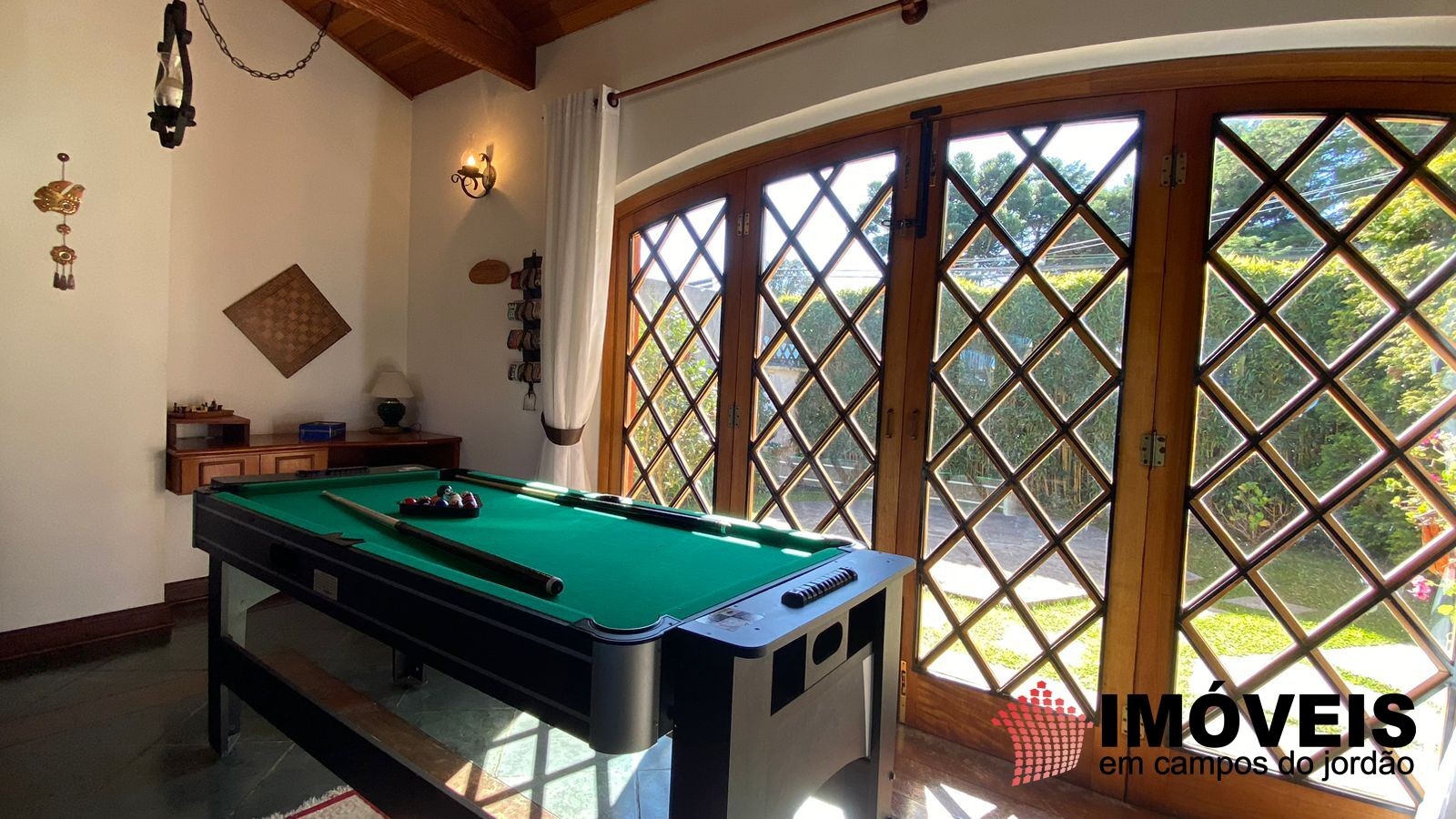 0 para Casas - Venda em Campos do Jordão