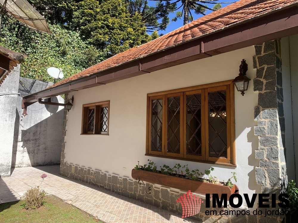 0 para Casas - Locação Temporária  em Campos do Jordão