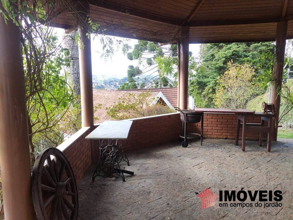 1 para Casas - Venda em Campos do Jordão