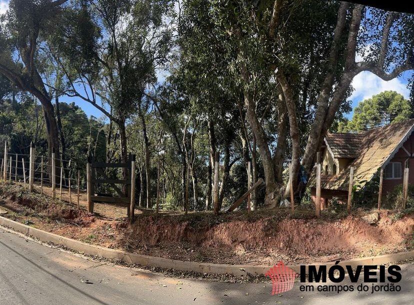0 para Terrenos - Venda em Campos do Jordão