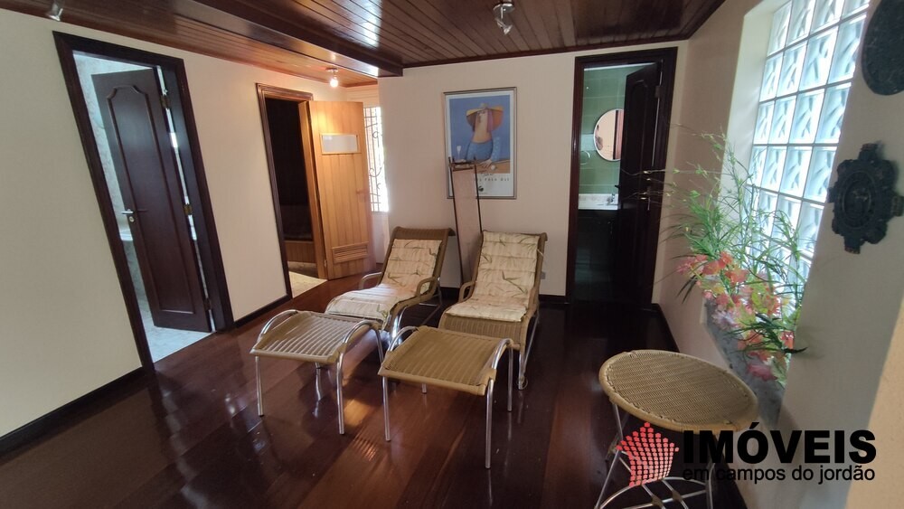 0 para Casas - Venda em Campos do Jordão