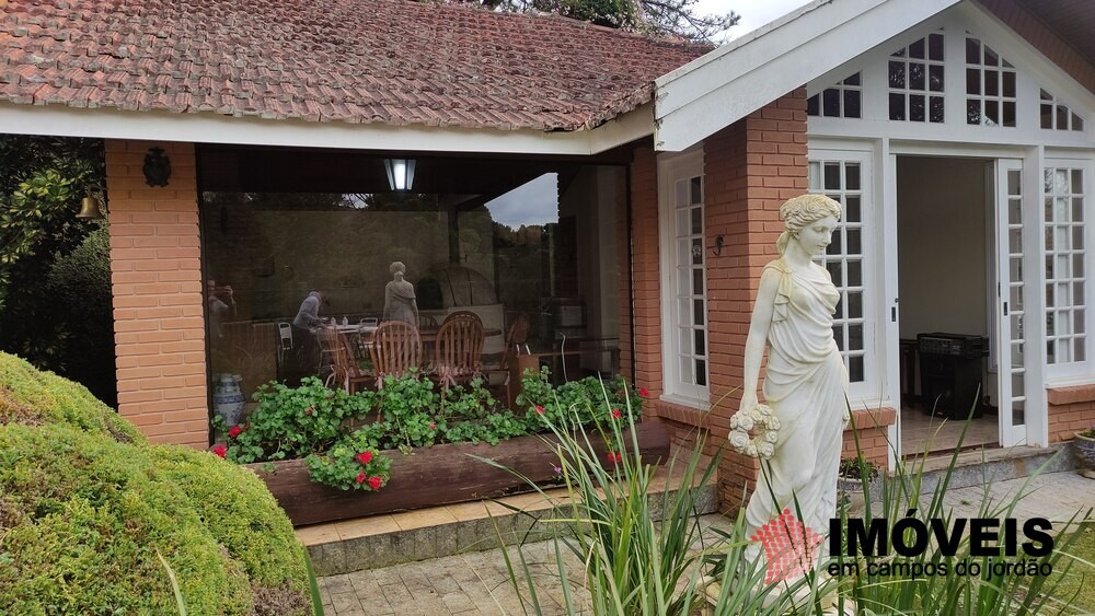 0 para Casas - Venda em Campos do Jordão