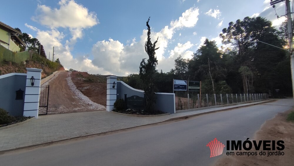 0 para Terrenos - Venda em Campos do Jordão