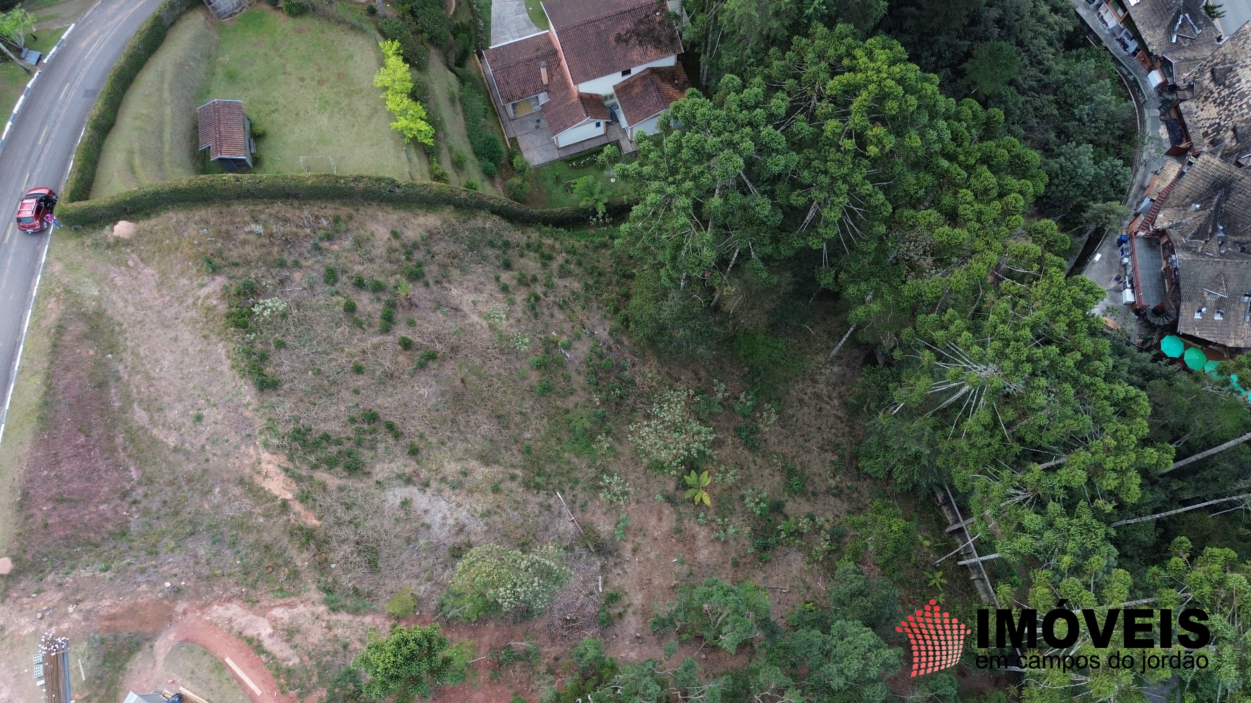 0 para Terrenos - Venda em Campos do Jordão