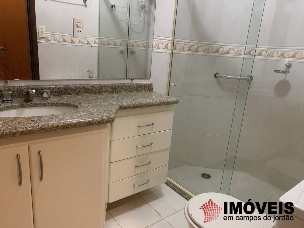 0 para Apartamentos - Venda em Campos do Jordão