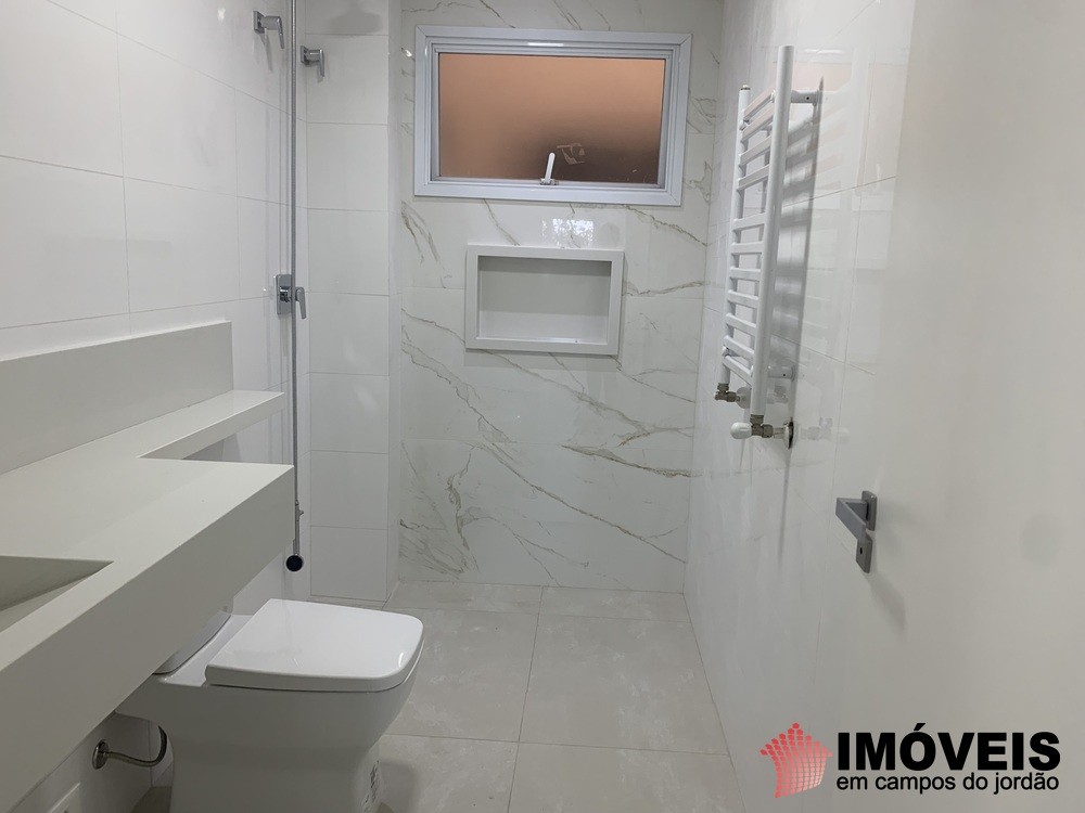 0 para Apartamentos - Venda em Campos do Jordão
