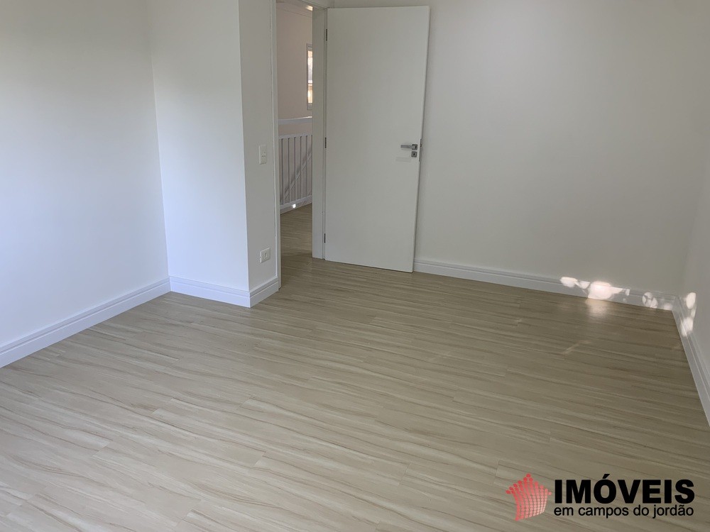 0 para Apartamentos - Venda em Campos do Jordão