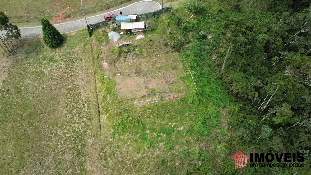 0 para Terrenos - Venda em Campos do Jordão