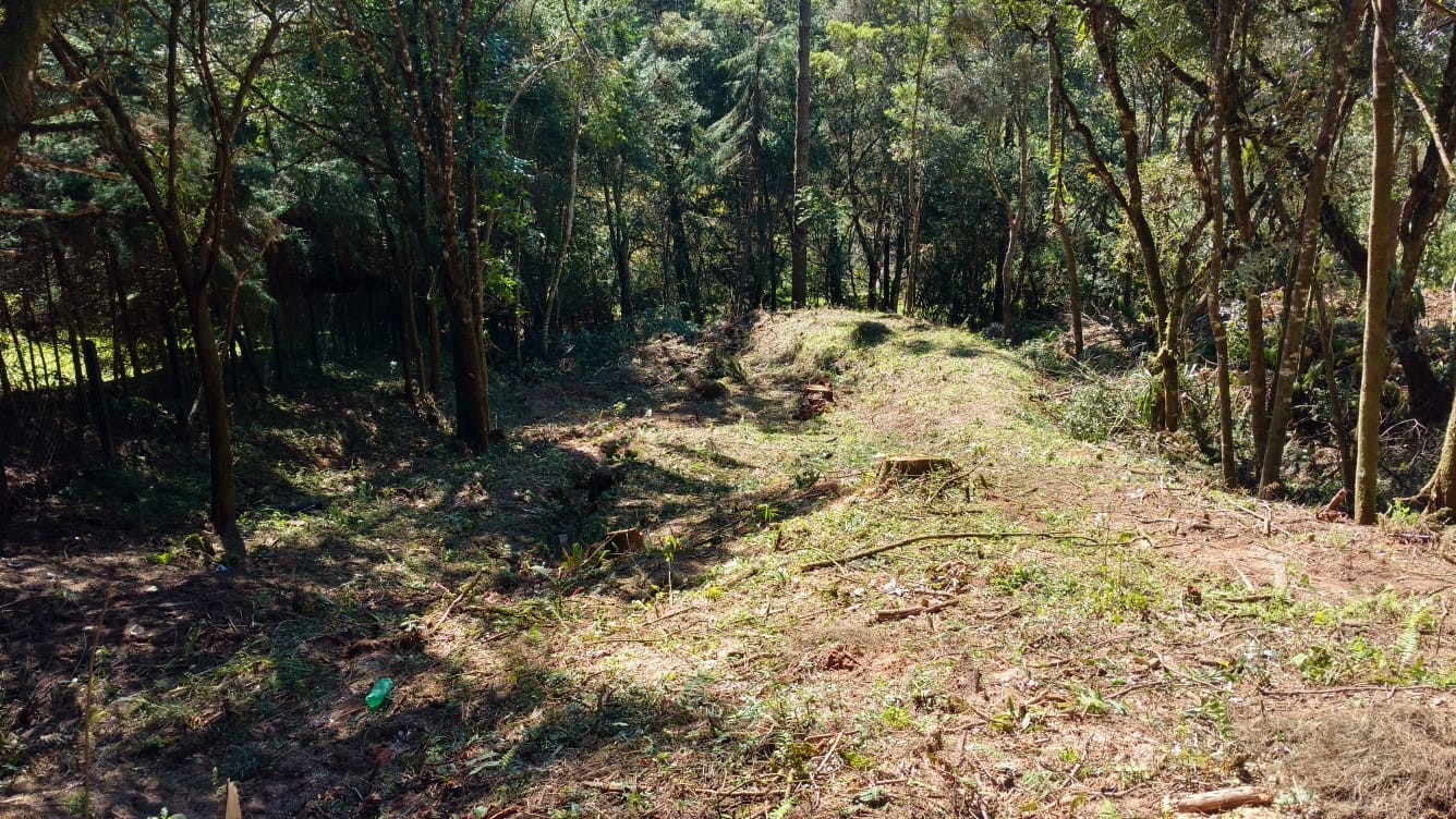 0 para Terrenos - Venda em Campos do Jordão