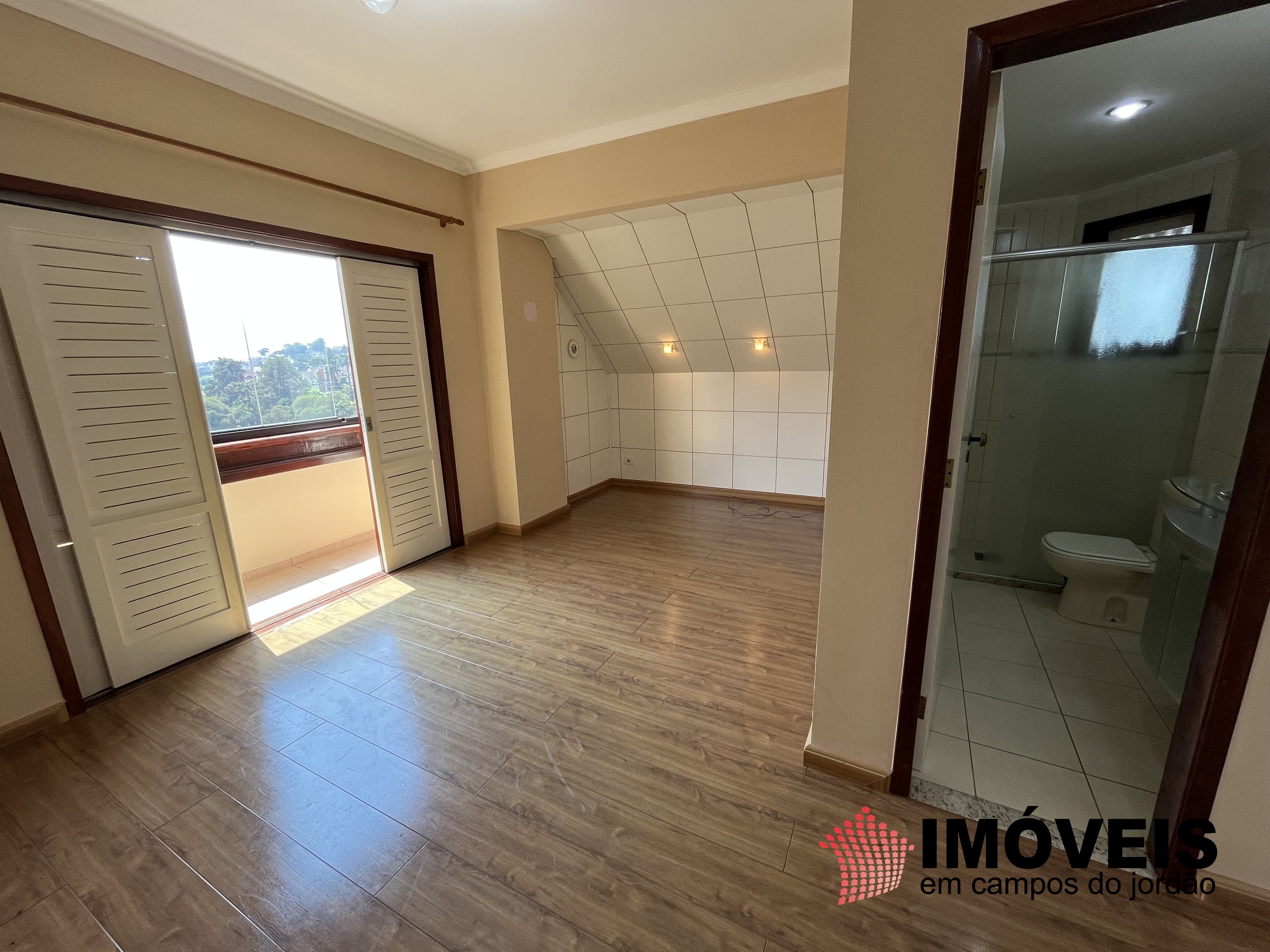 0 para Apartamentos - Venda em Campos do Jordão