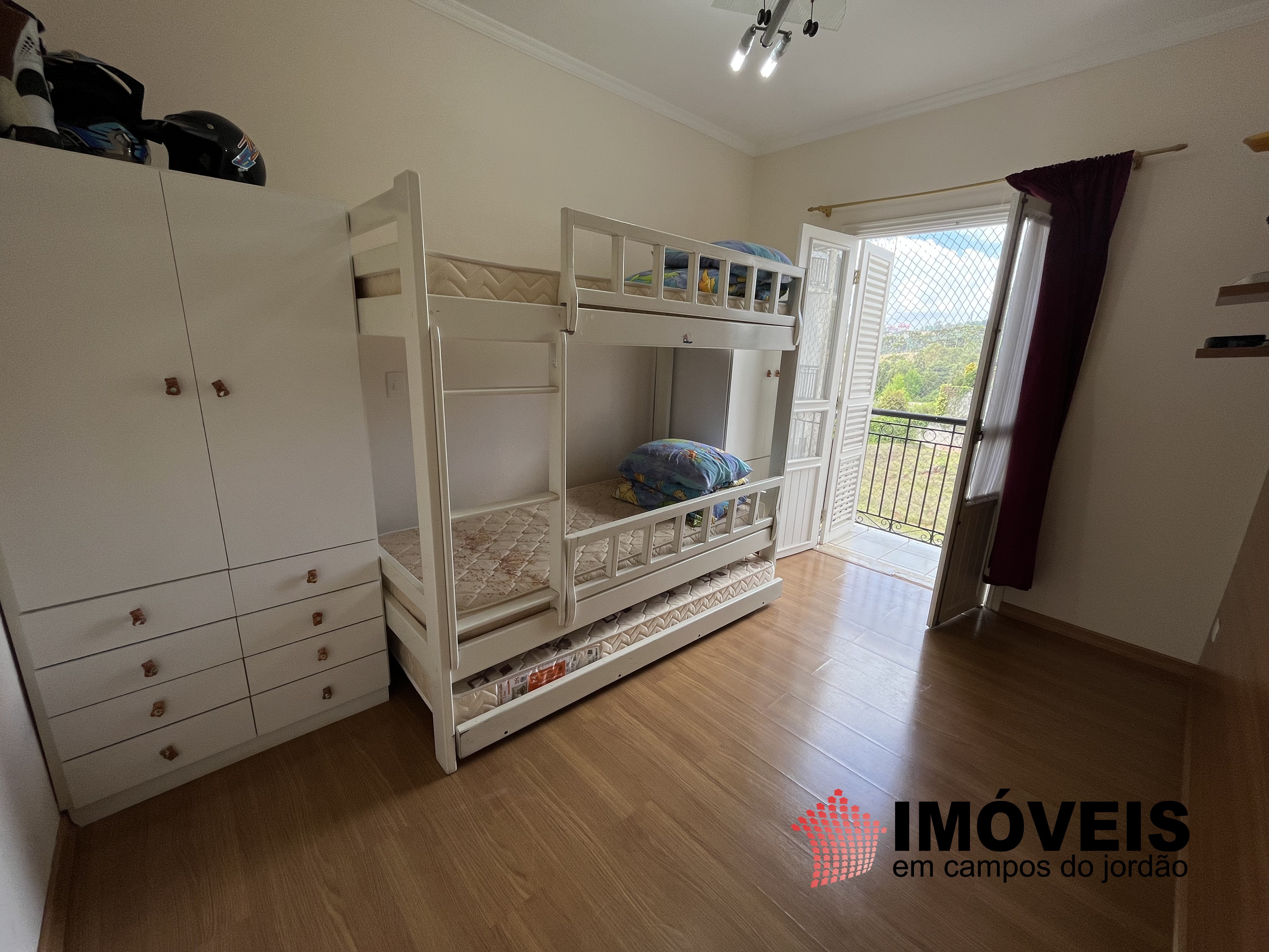 0 para Apartamentos - Venda em Campos do Jordão