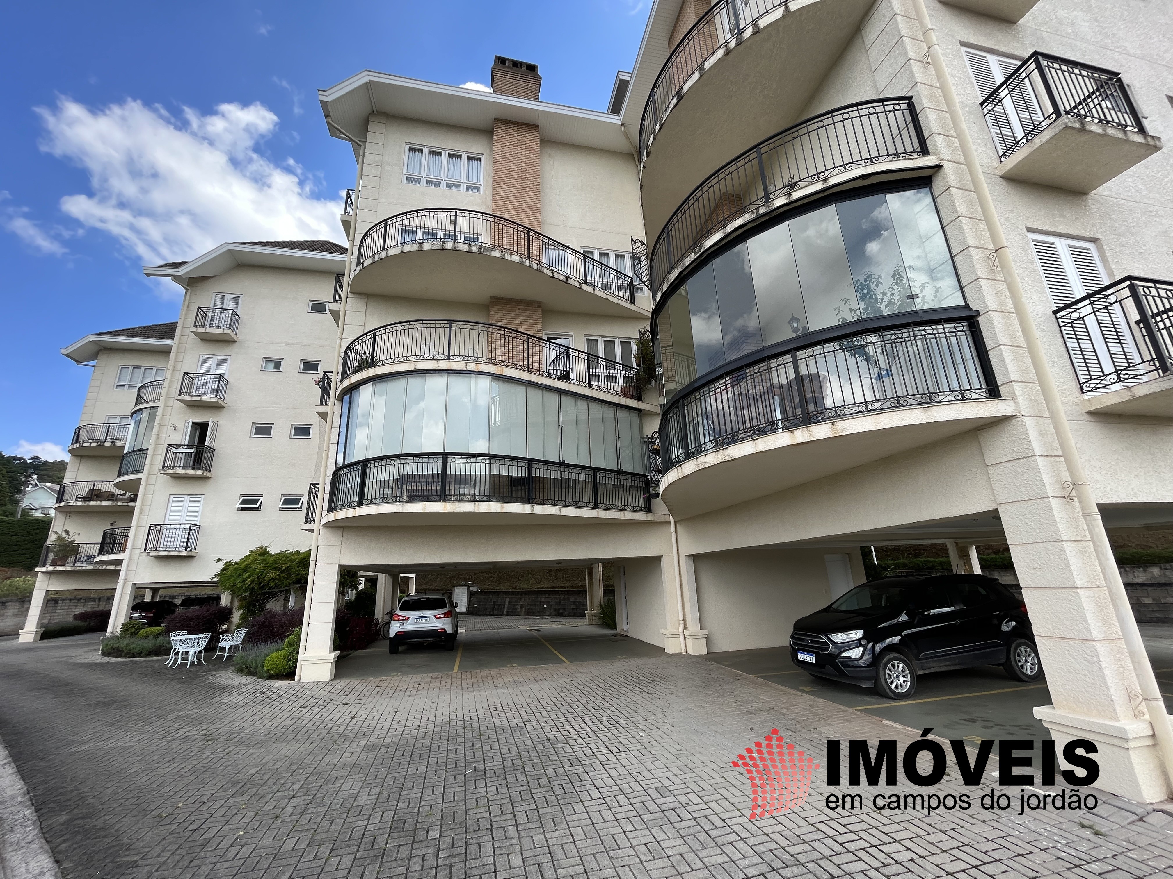 0 para Apartamentos - Venda em Campos do Jordão