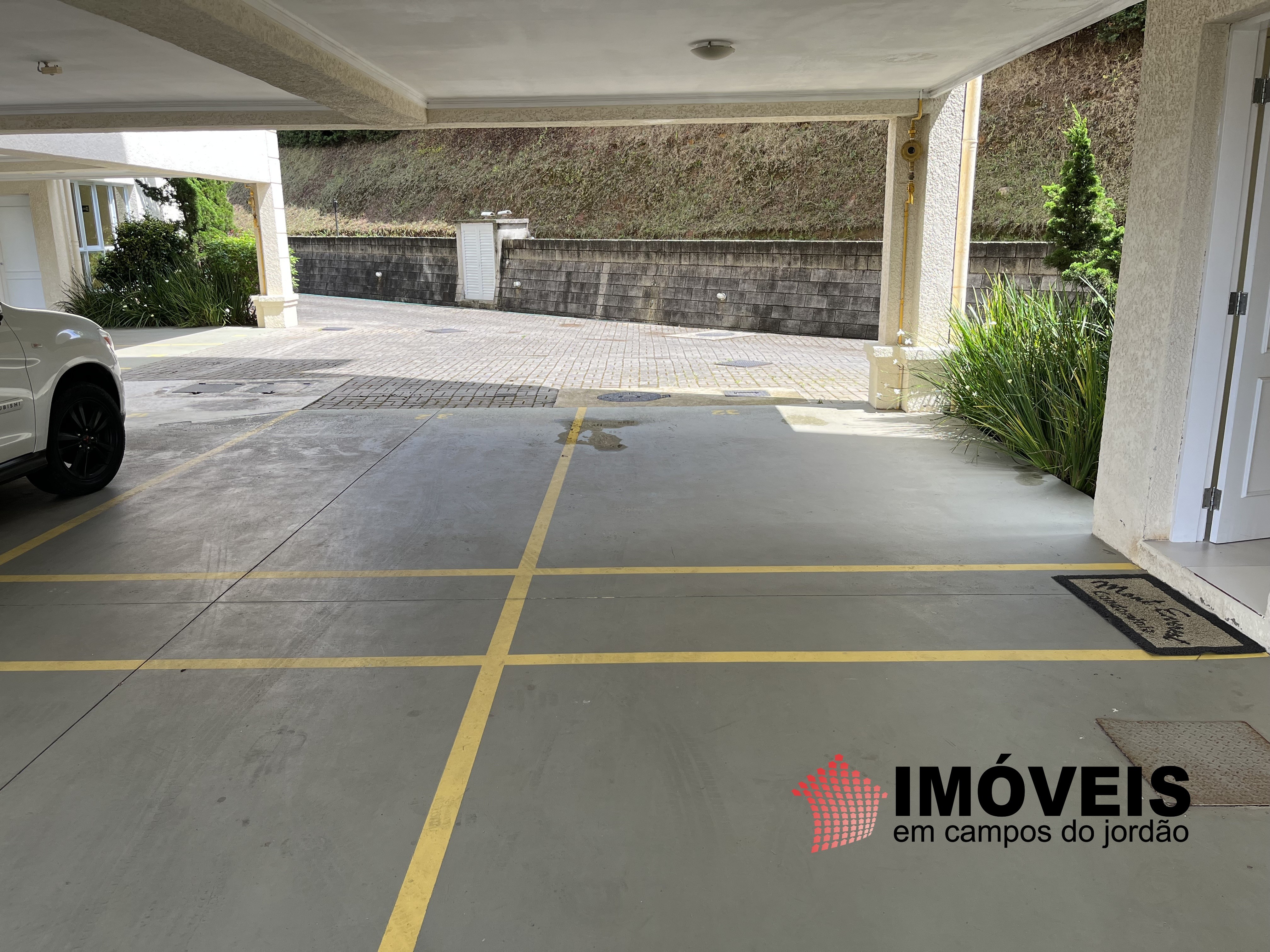 0 para Apartamentos - Venda em Campos do Jordão