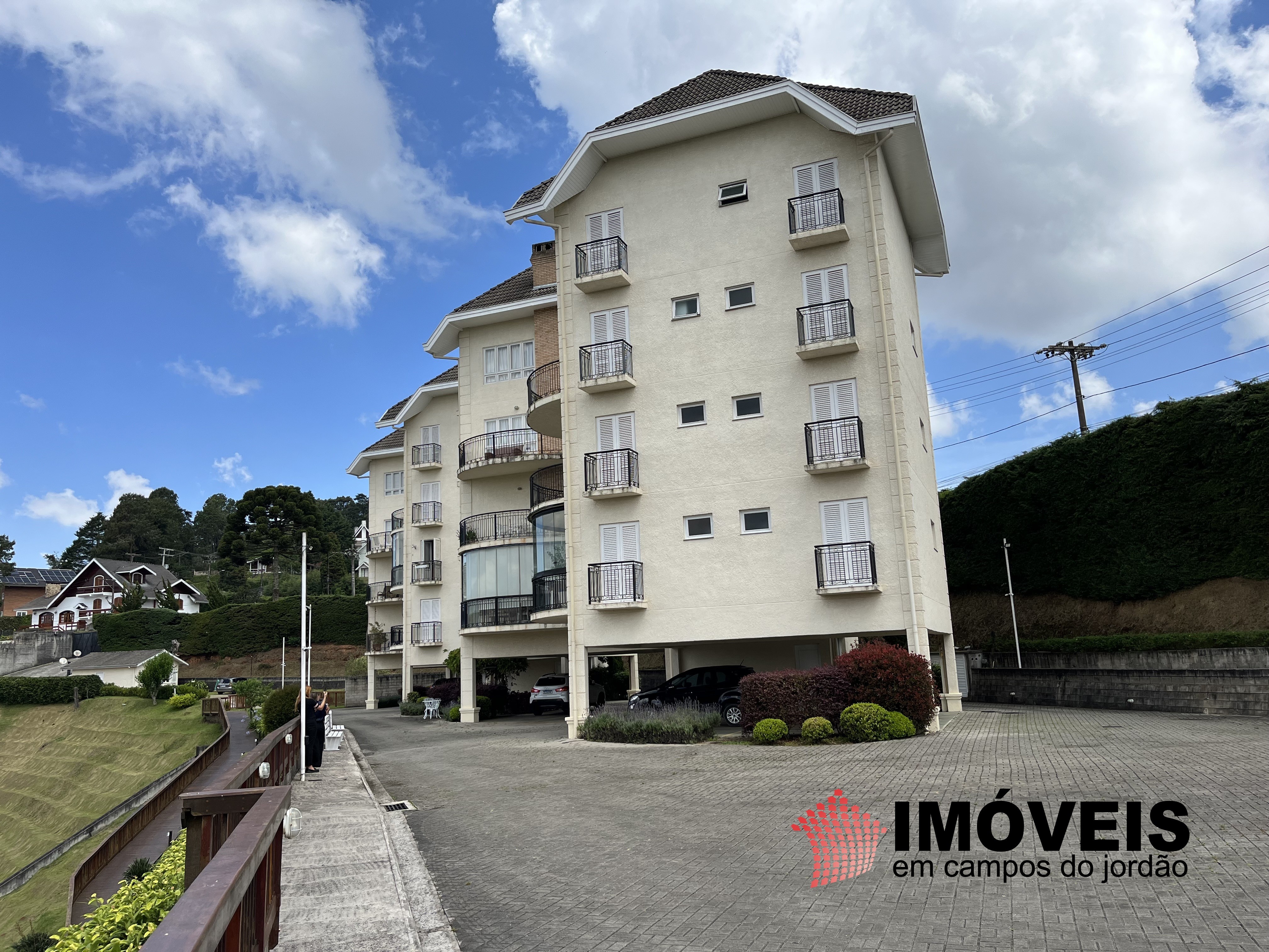 0 para Apartamentos - Venda em Campos do Jordão