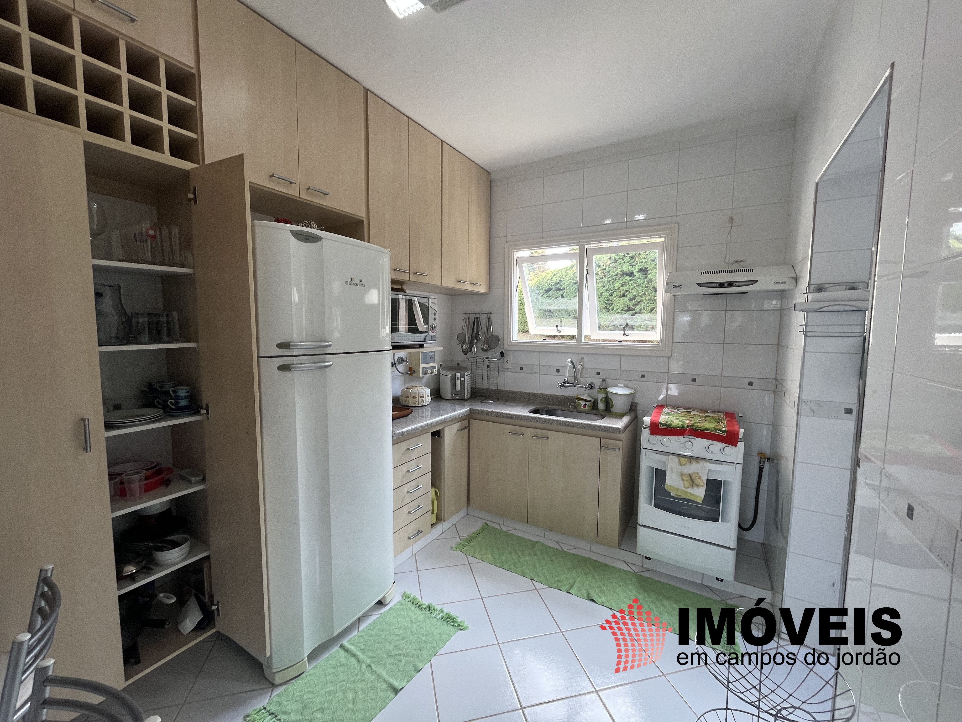 0 para Apartamentos - Venda em Campos do Jordão