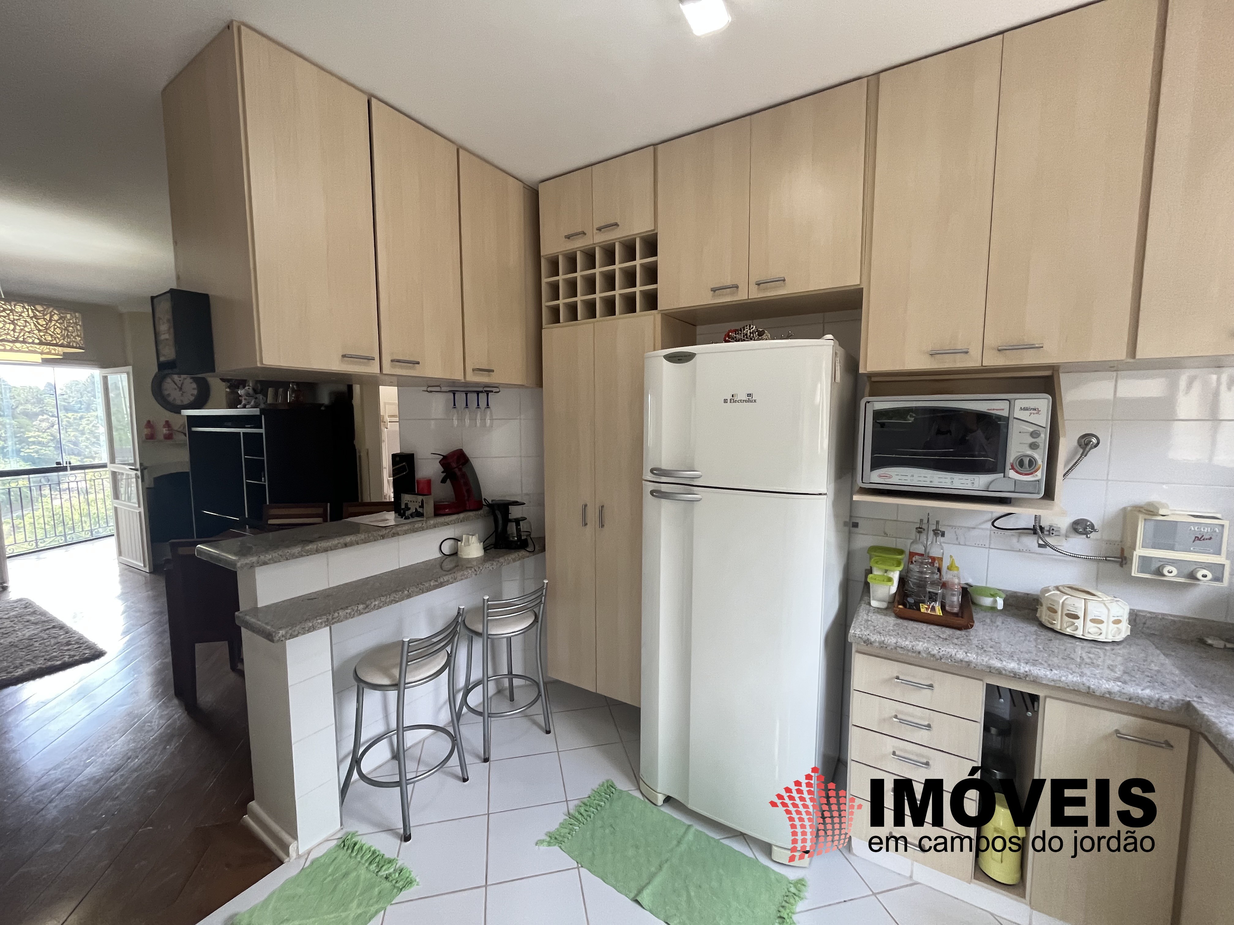 0 para Apartamentos - Venda em Campos do Jordão