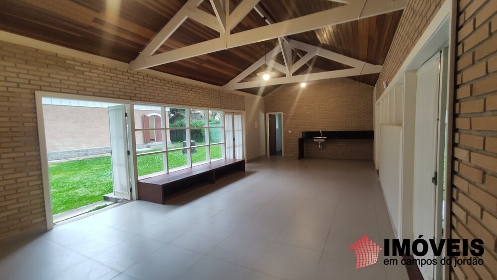 0 para Casas - Venda em Campos do Jordão