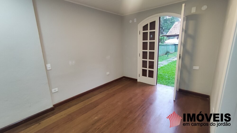 0 para Casas - Venda em Campos do Jordão