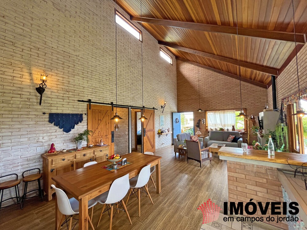 0 para Casas - Venda em Campos do Jordão