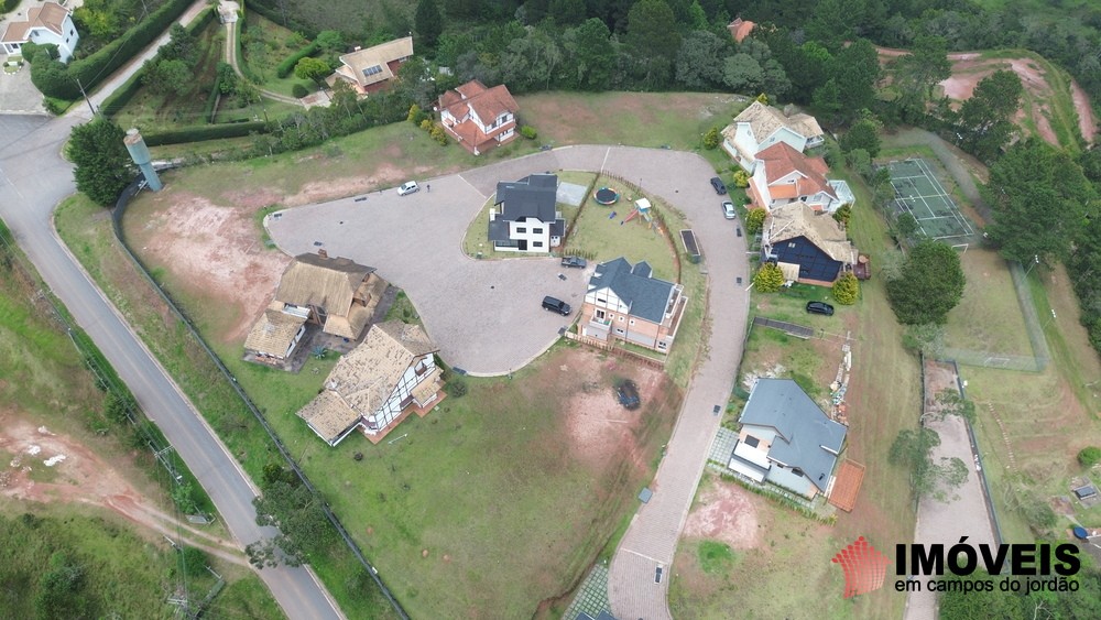 0 para Casas - Venda em Campos do Jordão