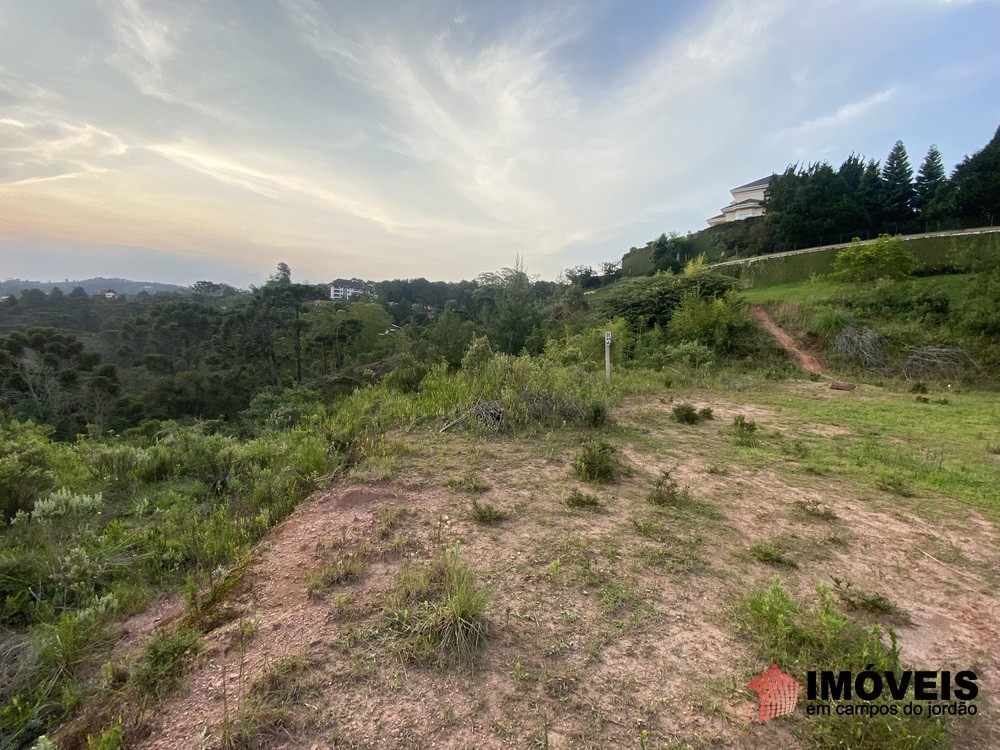 0 para Terrenos - Venda em Campos do Jordão