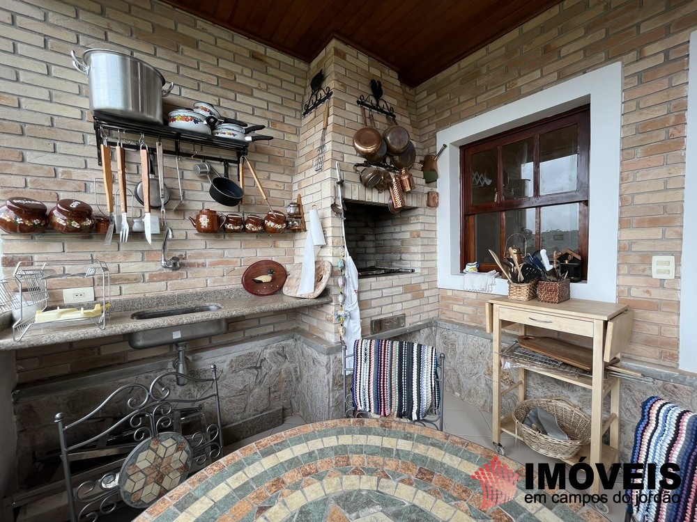 0 para Casas - Venda em Campos do Jordão