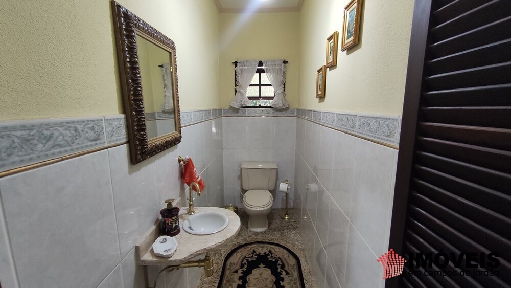 0 para Casas - Venda em Campos do Jordão