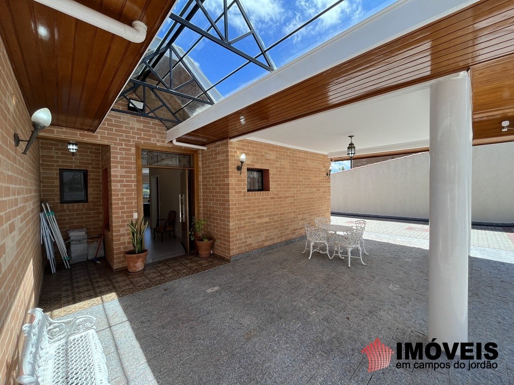 0 para Casas - Venda em Campos do Jordão