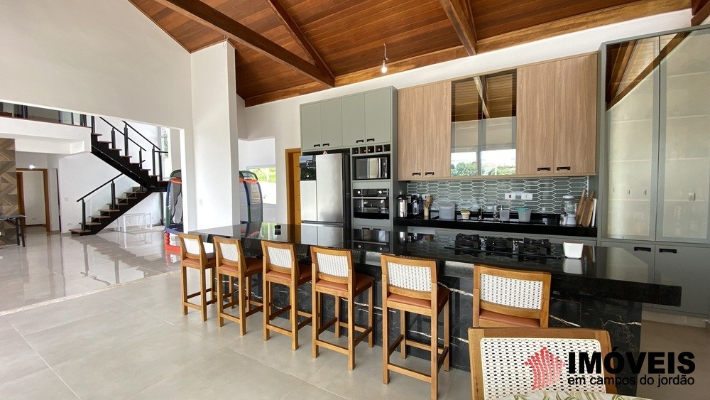 0 para Casas - Venda em Campos do Jordão
