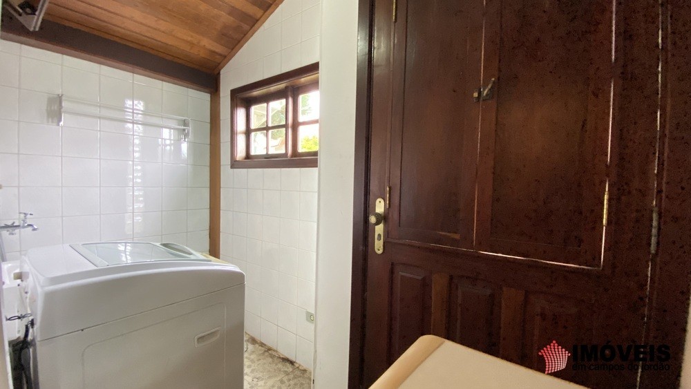 0 para Casas - Venda em Campos do Jordão