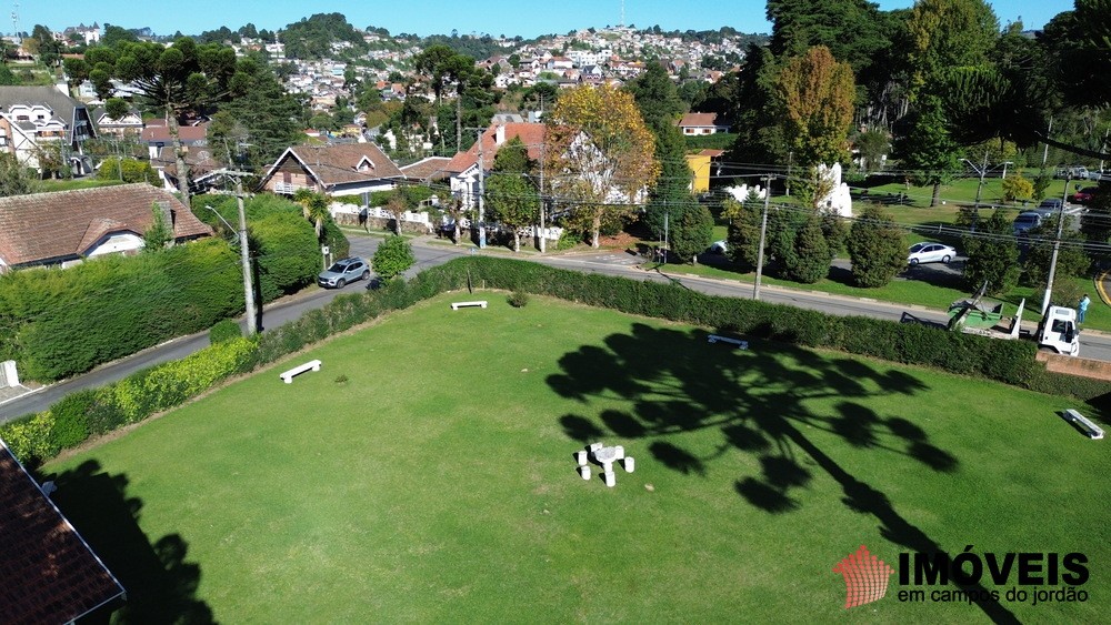 0 para Terrenos - Venda em Campos do Jordão